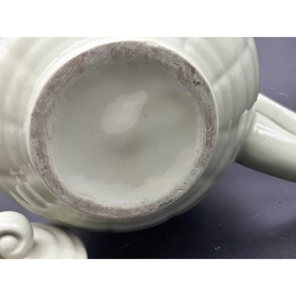 Vintage Ceramic Green Color Teapot with Lid Stripe Pattern 6
